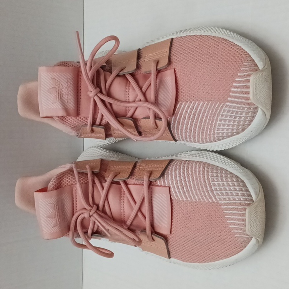 Adidas size 6 women's pink and white sneakers.